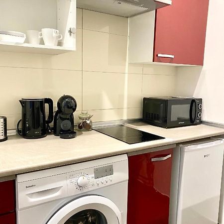 Apartamentos Fuencarral マドリード エクステリア 写真