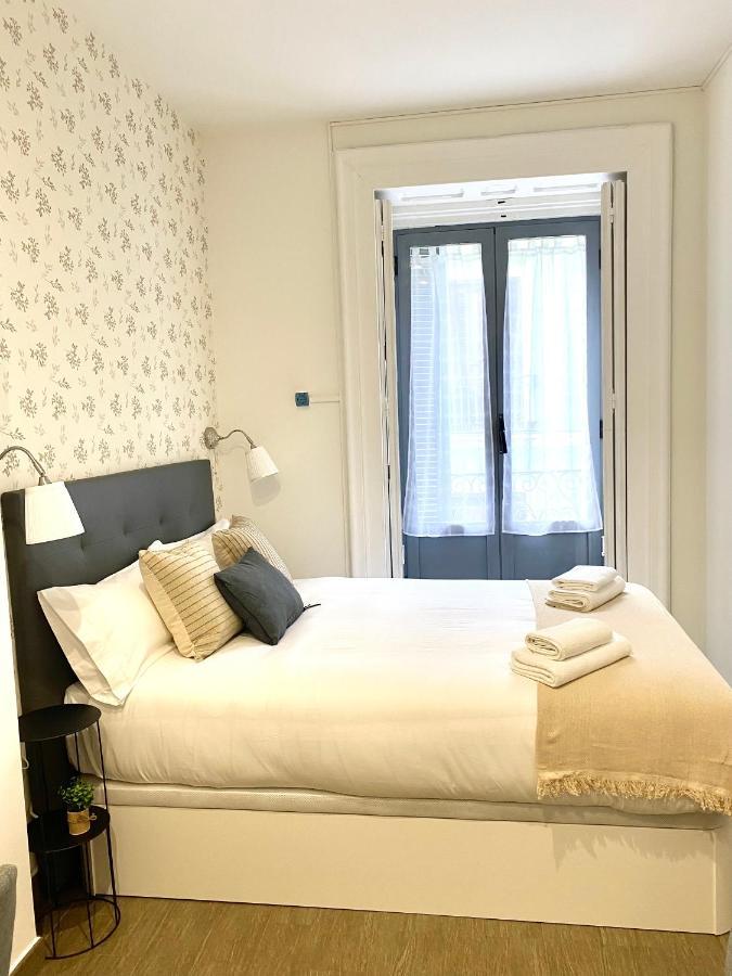 Apartamentos Fuencarral マドリード エクステリア 写真