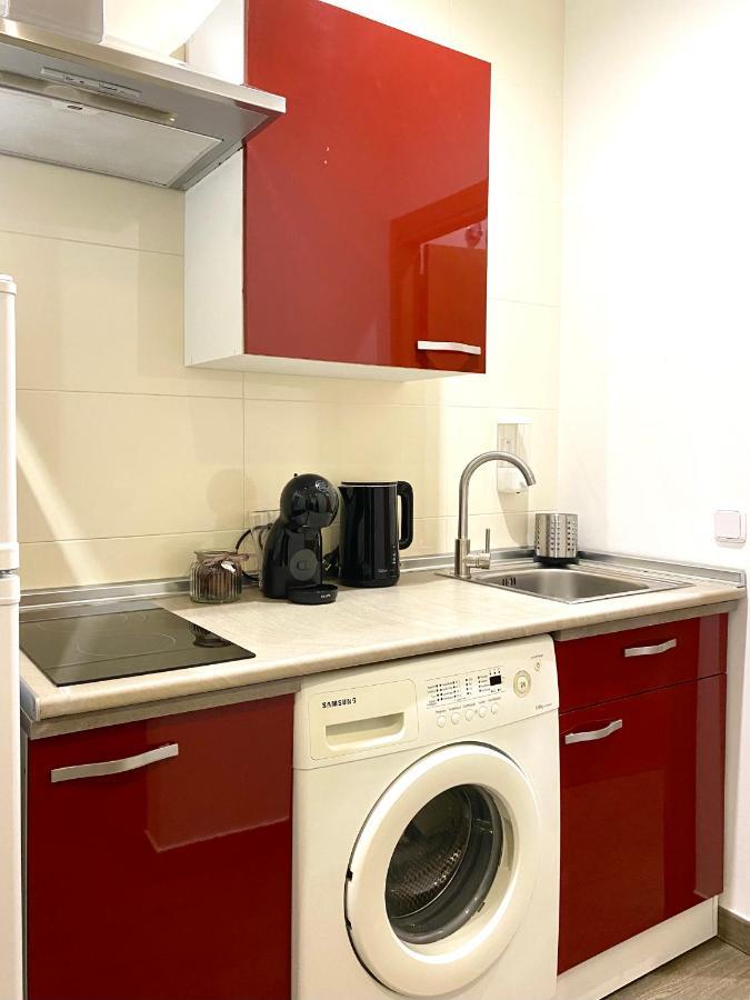 Apartamentos Fuencarral マドリード エクステリア 写真