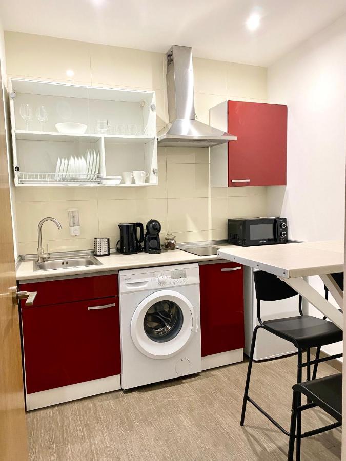 Apartamentos Fuencarral マドリード エクステリア 写真